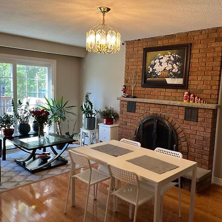 Comfort Rooms Near Toronto Airport Mississauga Exterior foto